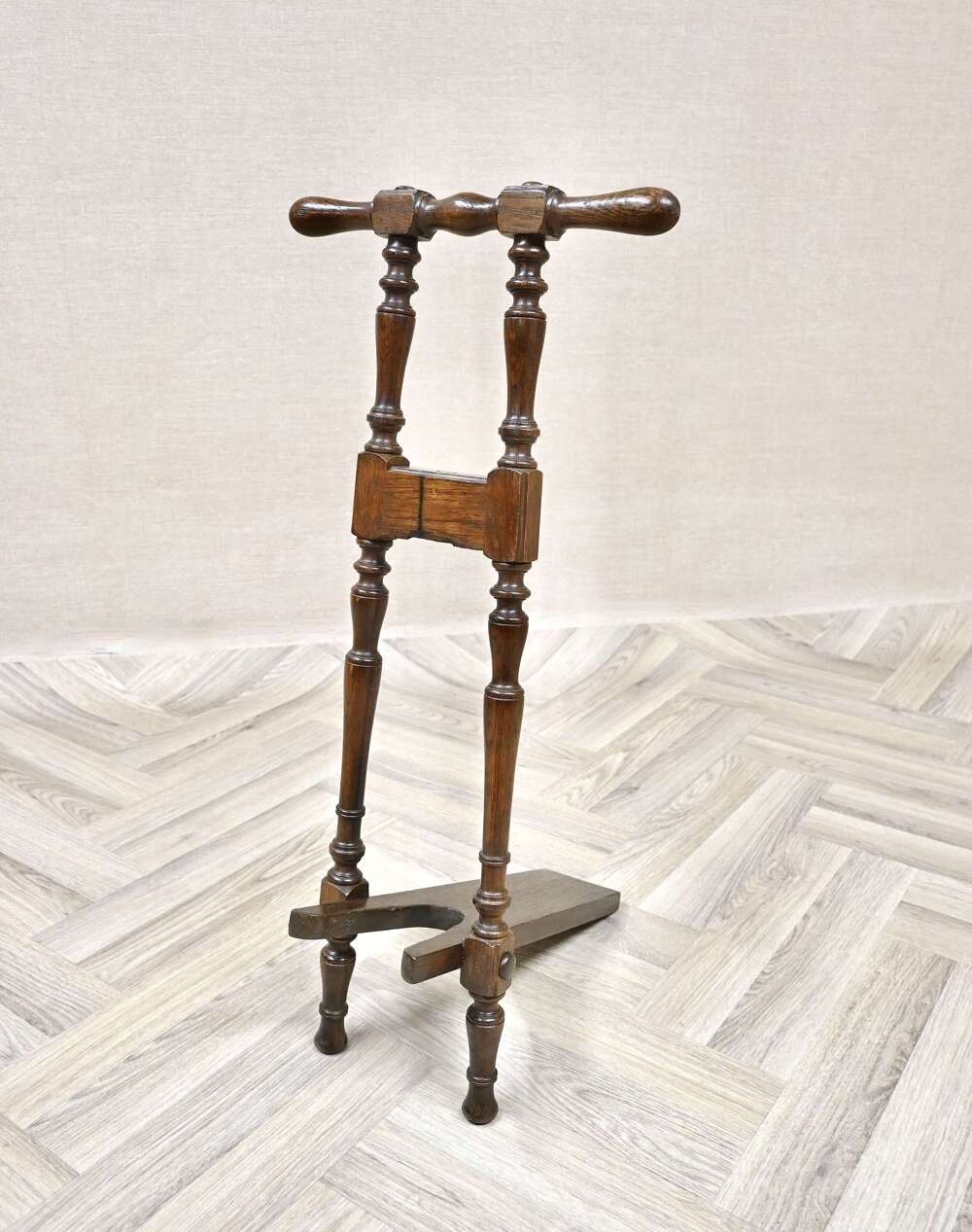 Country House Boot Room Boot Jack