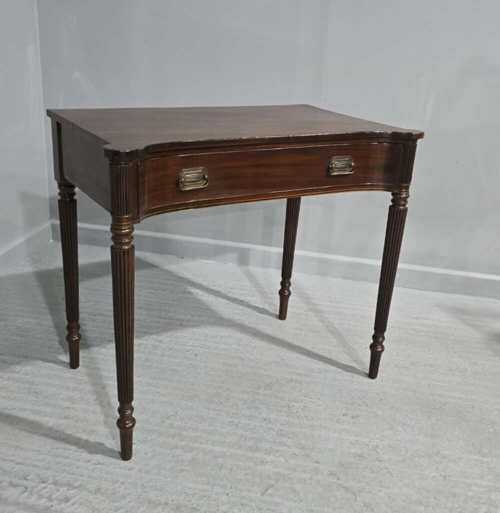 Super Georgian Mahogany Antique Side Table