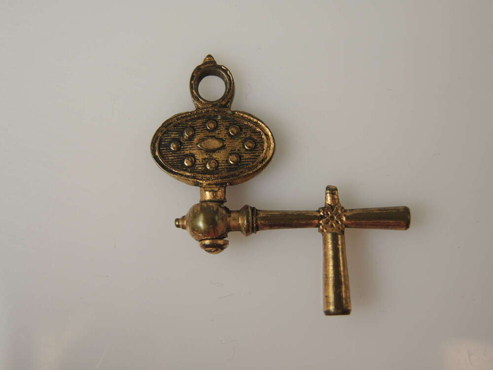 Early crank pocket watch key c1750