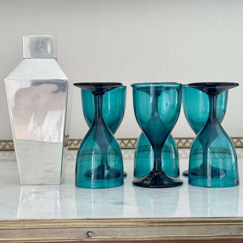 Six Victorian Bristol Green wine glasses C1870