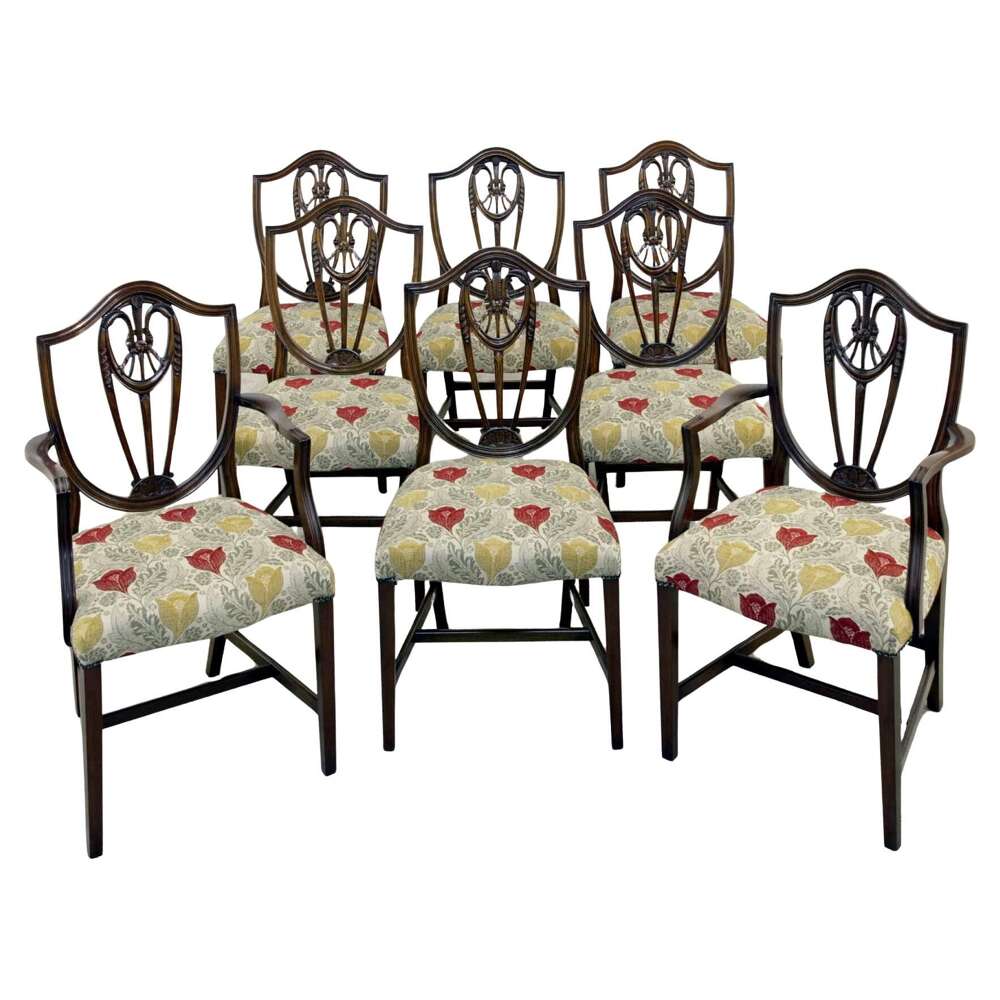 Set 8 Mahogany Hepplewhite Dining Chairs Shield Back