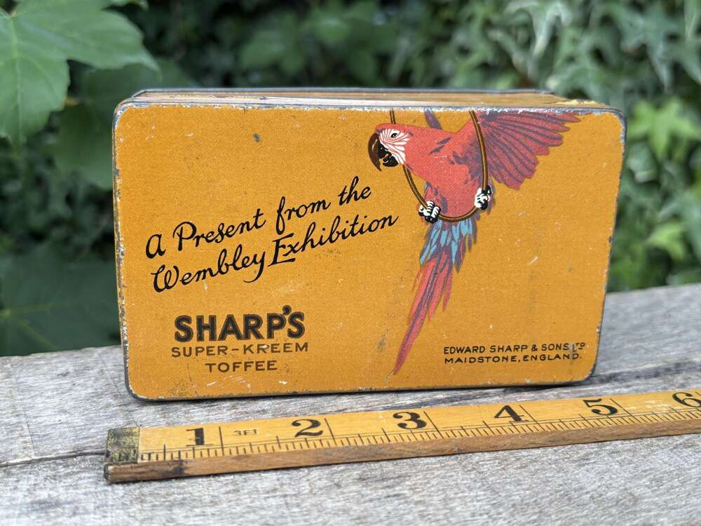 Sharp&rsquo;s Wembley Exhibition parrot Bird image Toffee Tin c1924