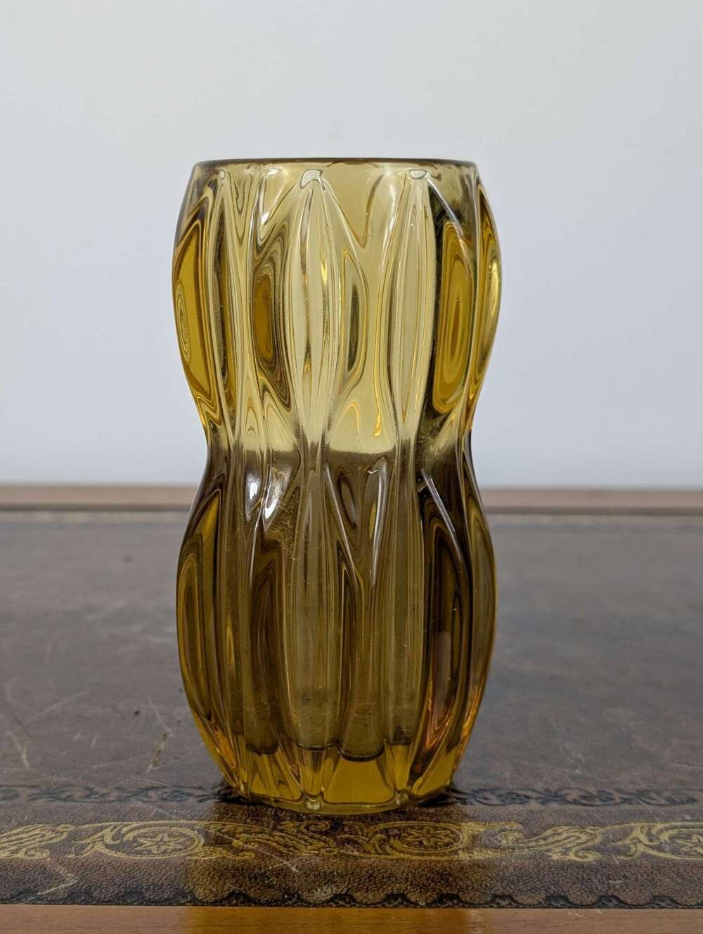 Rosice Sklo Union amber glass vase by Jan Schmid with petal relief panels, mid century 196