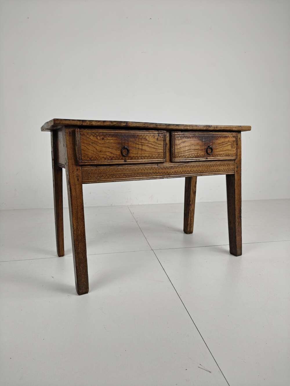 18th Century Spanish Chestnut Wood Antique Side Table