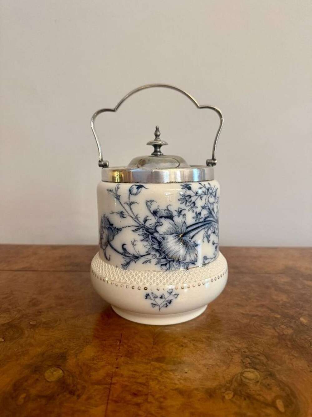 Beautiful Quality Antique Victorian Carlton Ware Biscuit Barrel