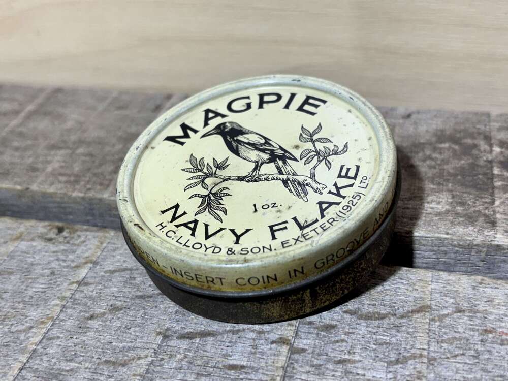 Lloyd & Son Magpie Navy Cut Bird 2oz Tobacco Tin c1930s