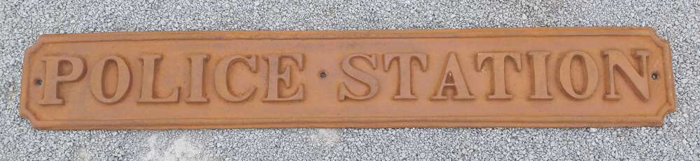 Large Victorian Cast-iron Sign Police Station.            Dan. 8505