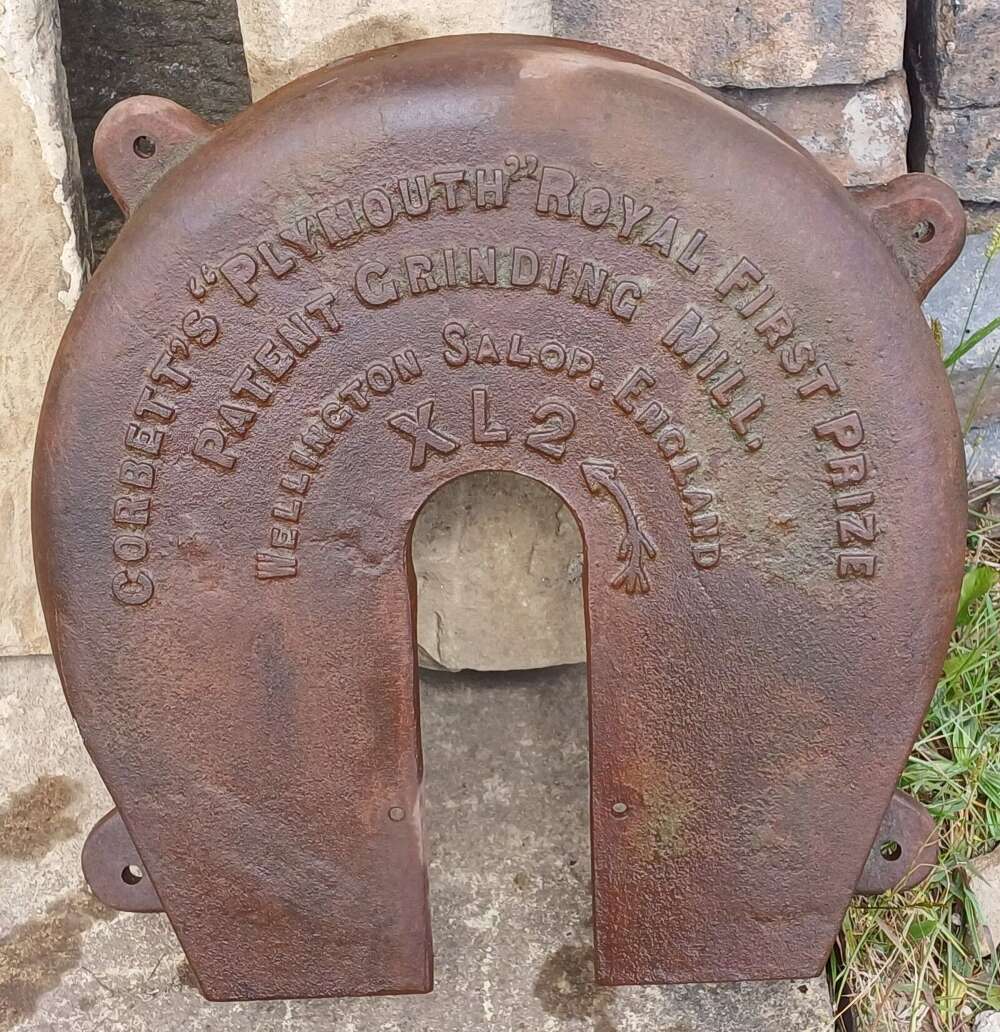 Component From A Patent Grinding Mill.       Dan. 8513.