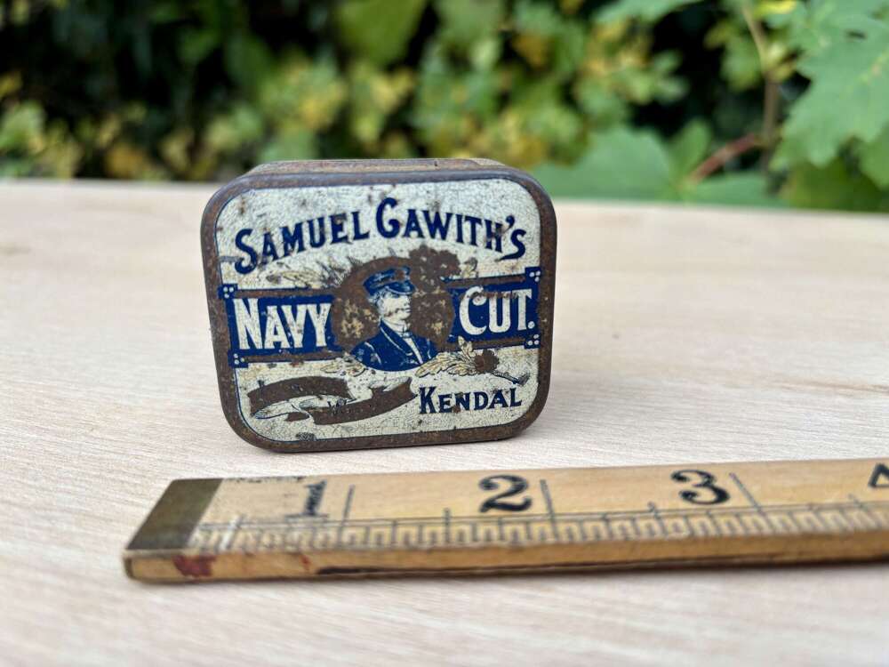 Samuel Gawith&rsquo;s 1 oz  navy cut tobacco tin c1900