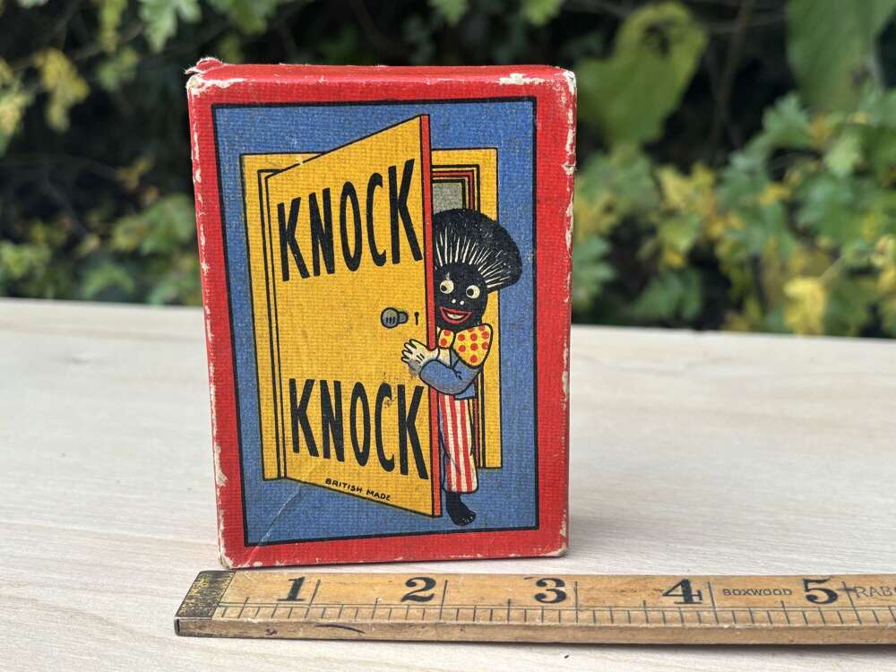 Golly Knock Knock Children&rsquo;s Card Game c1930s
