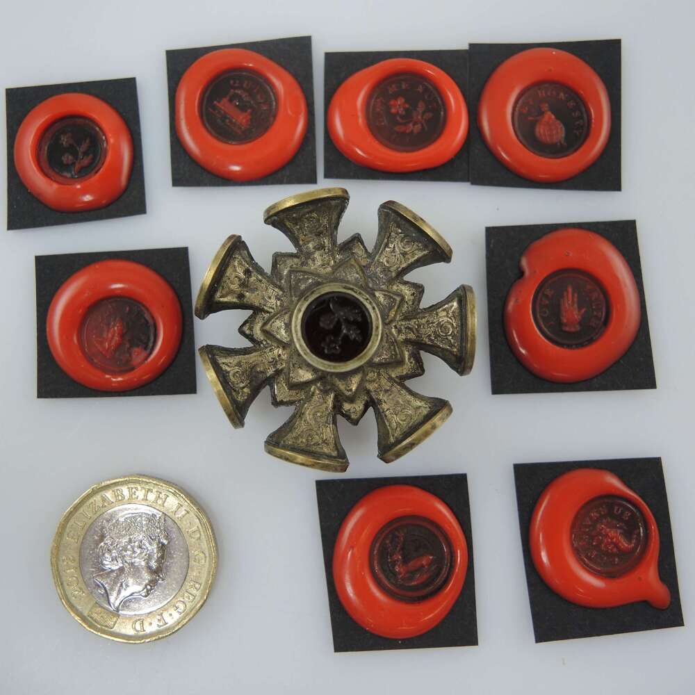 Unusual Georgian wheel with 8 intaglios including an Oak with &ldquo;Old But Firm&rdquo; c1820