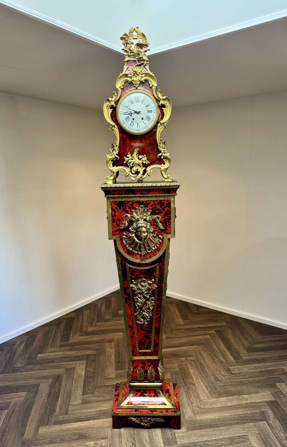 Outstanding Quality Antique 19th Century French Boulle Bracket Clock And Accompanying Pede