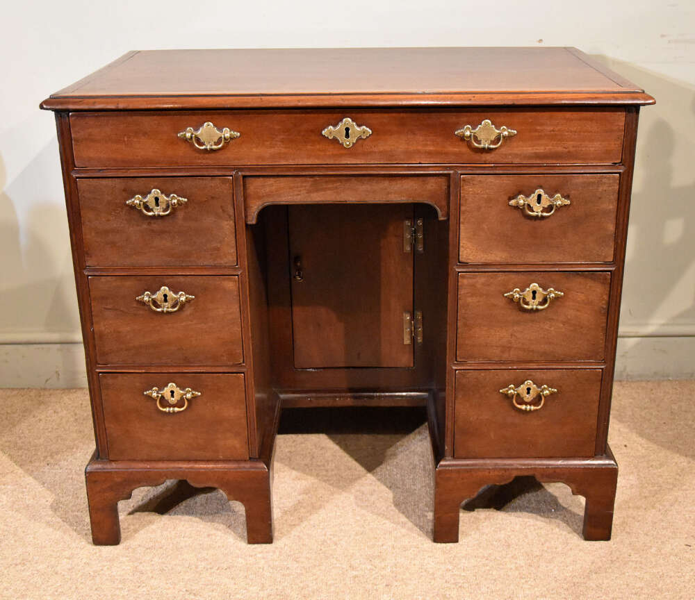 George III mahogany kneehole desk