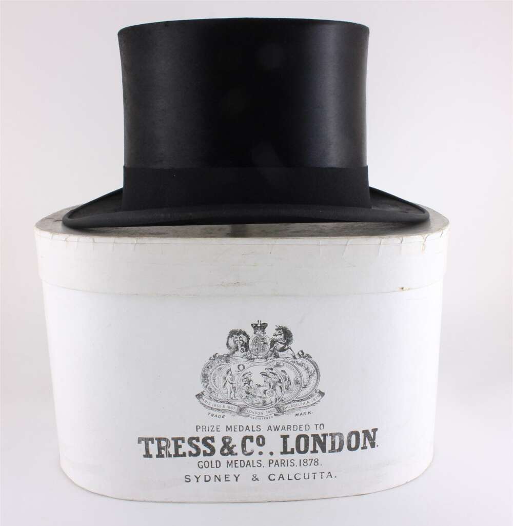Antique Black Plush Silk Top Hat In Box. Tress & Co. C1920. Size Uk 7.