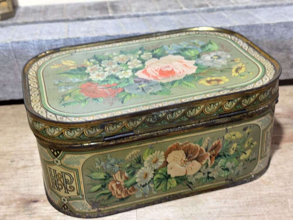 Victorian Huntley & Palmer Floral Biscuit Tin c1885