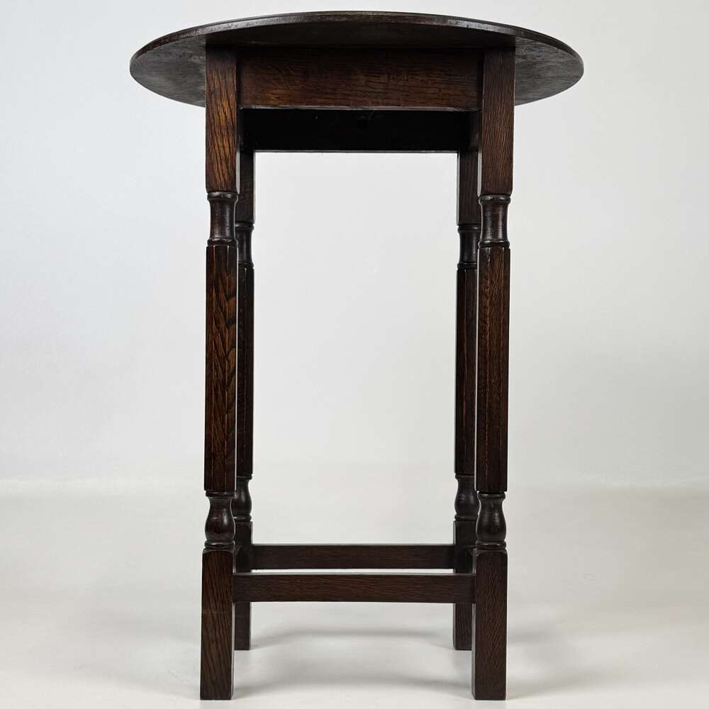 Antique 20th Century Good Quality Small Oak Side Table