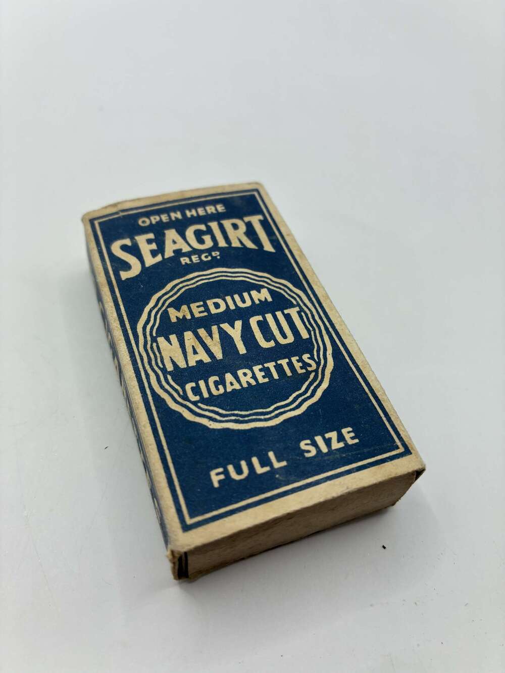 Seagrit navy cut cigarette packet
