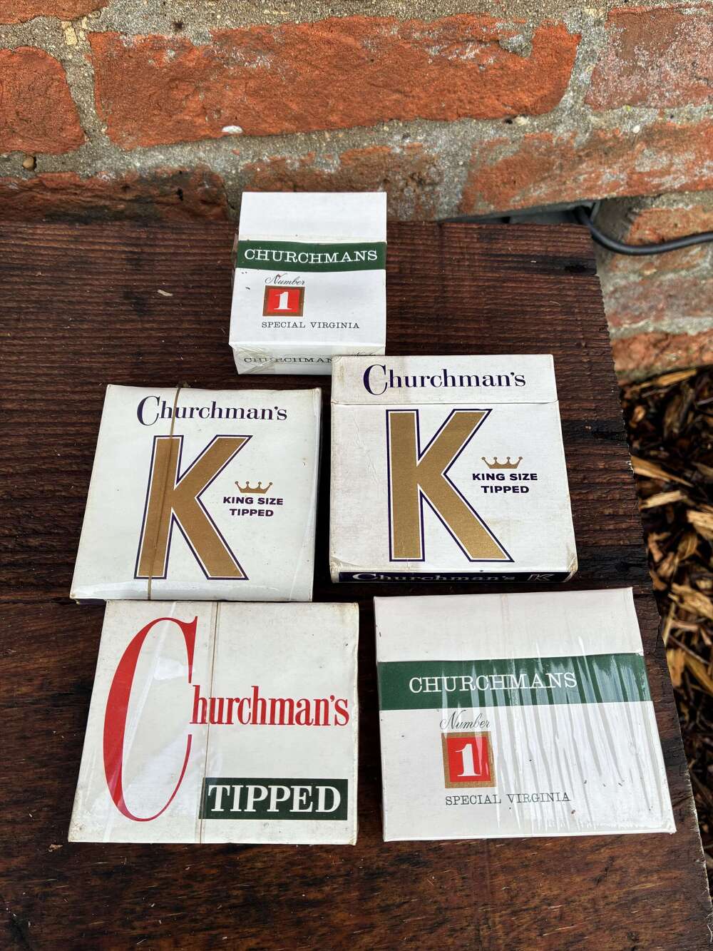 5 churchmans cigarette packets live with contetns