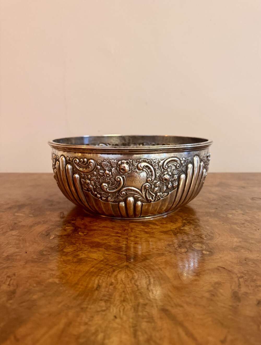 Fine Quality Antique Victorian Large Silver Plated Bowl 