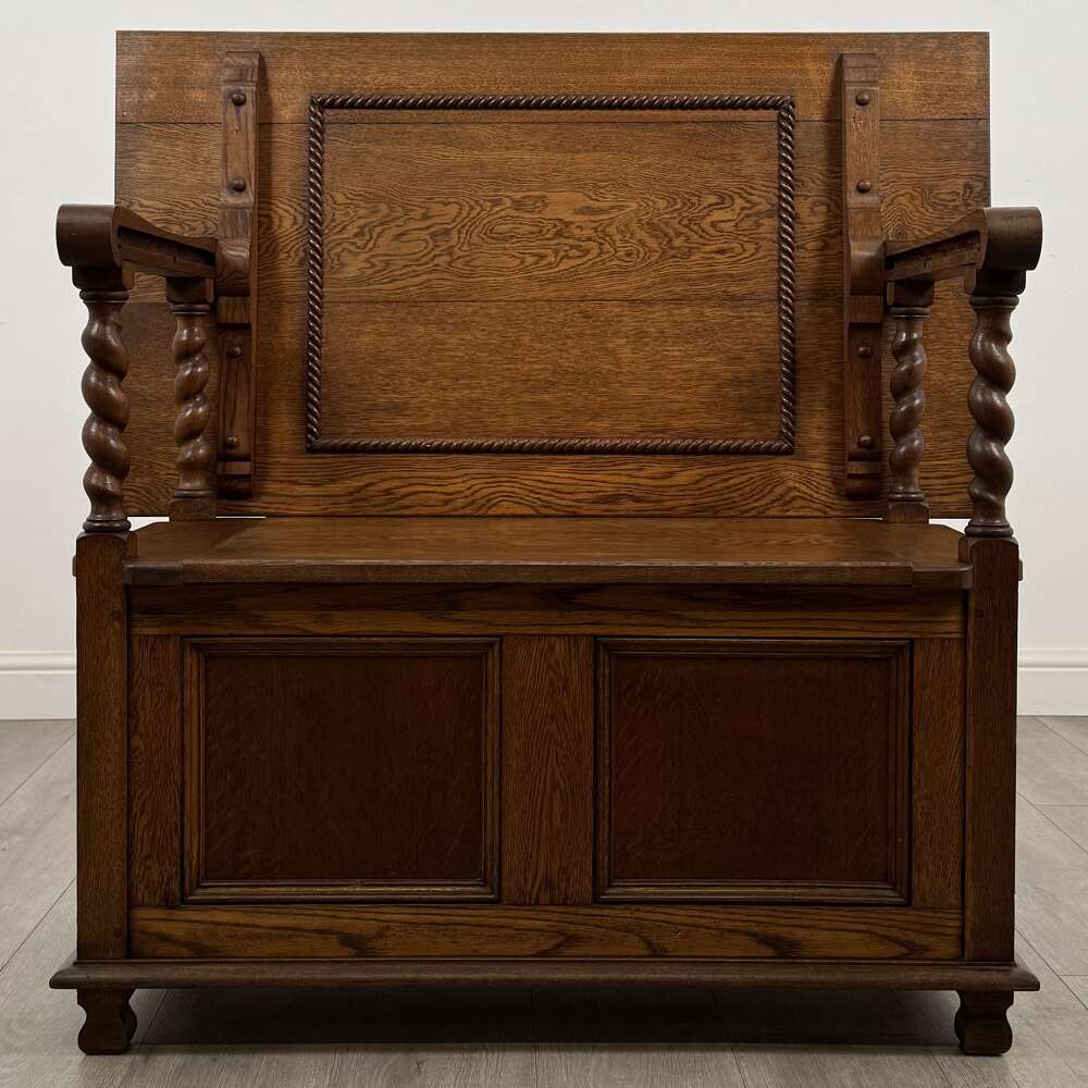  Antique 20th Century Good Quality Monks Bench In Golden Oa