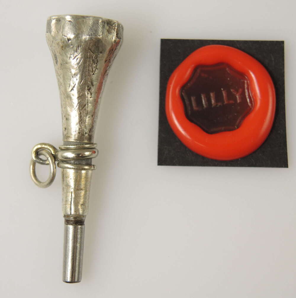 Victorian silver cased pocket watch key with LILLY intaglio base c1850