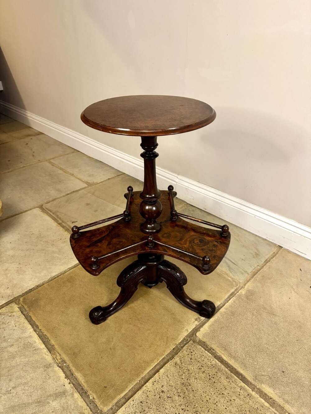 Fine Quality Antique Victorian Burr Walnut Lamp Table 