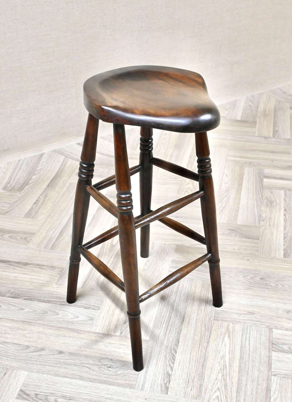 Tall Bar Stool With Saddle Seat
