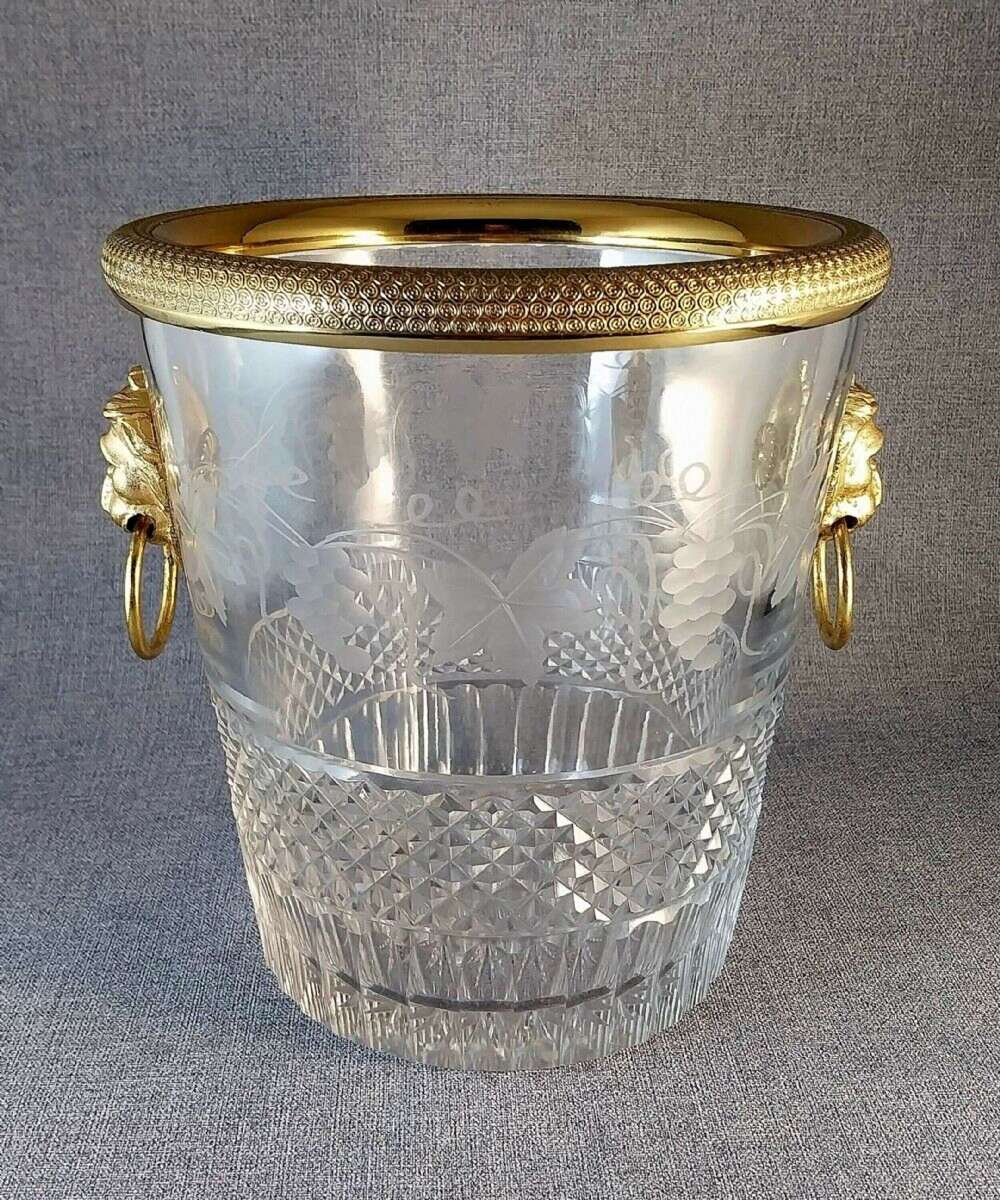 19th century Cut Glass Champagne Cooler With Gilt Bronze Mounts