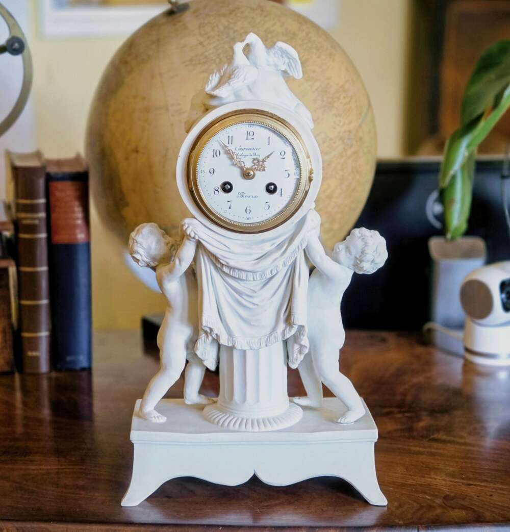 Beautiful Antique Mantel Clock With Putti