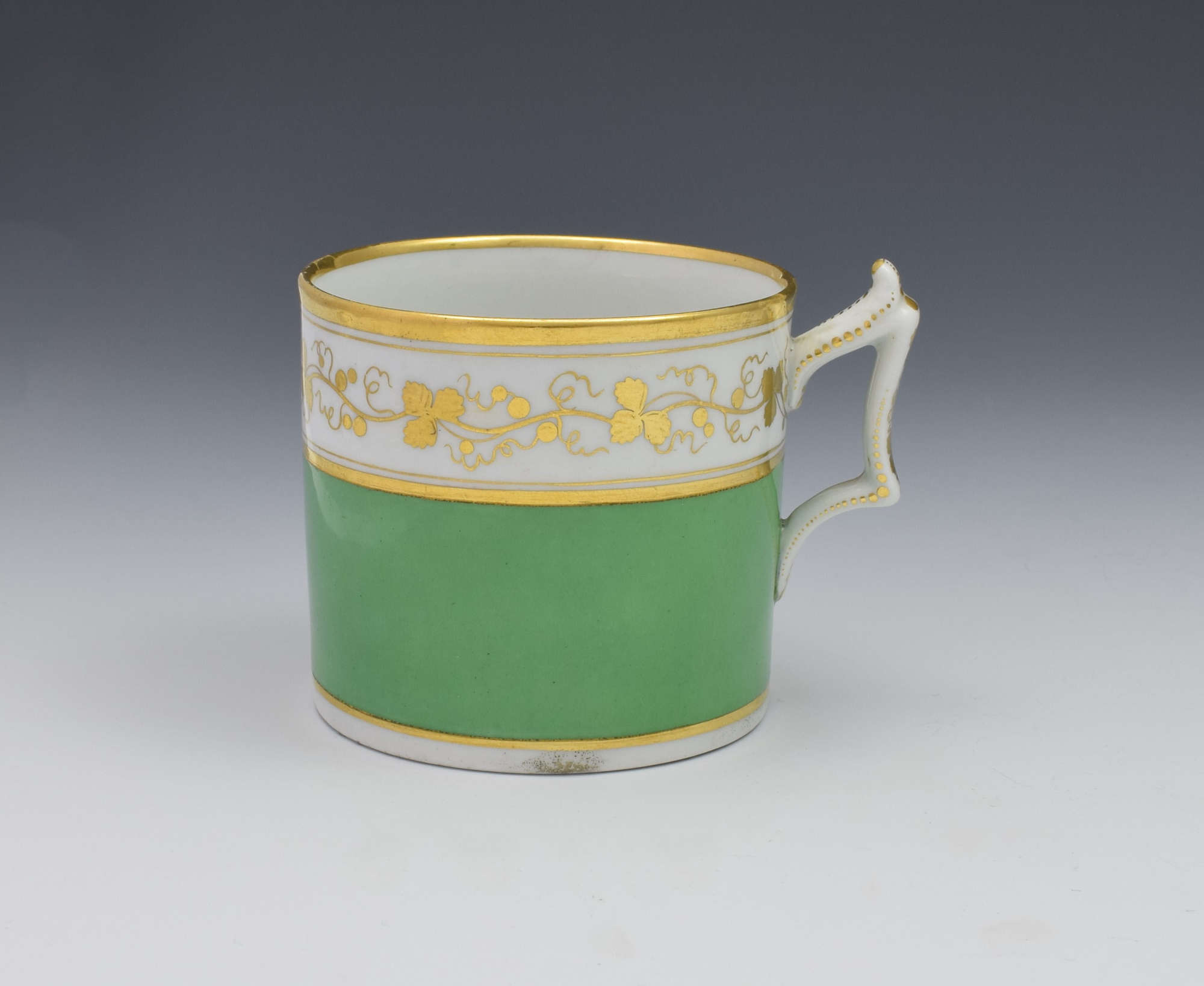 Flight Barr & Barr Worcester Porcelain Coffee Can c.1820