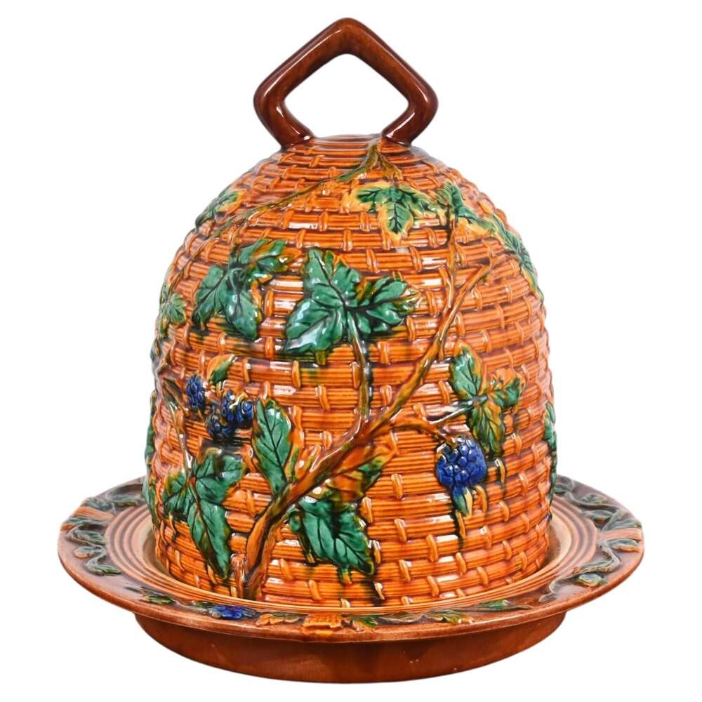 Minton Majolica Beehive Cheese Stilton Dish Porcelain Cover
