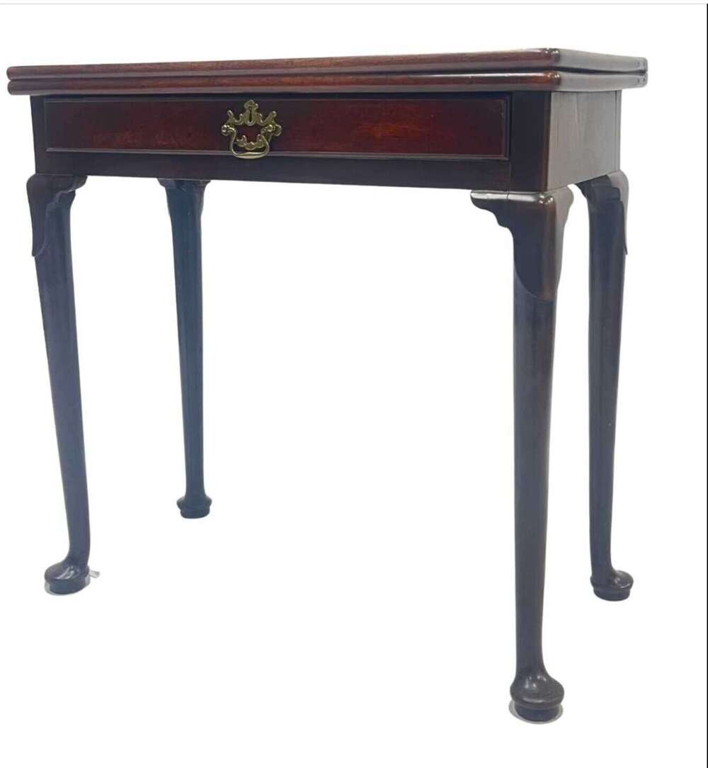 SMALL EARLY 18TH CENTURY MAHOGANY FOLD OVER TABLE