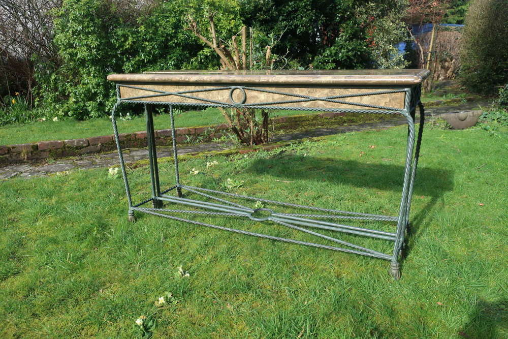 Extending console table