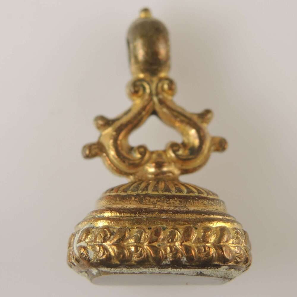 Large Victorian gilt cased seal set with an AGATE stone c1850