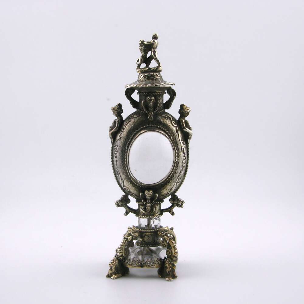Early 18th-century silver and rock crystal &lsquo;Monstrance&rsquo; scent bottle