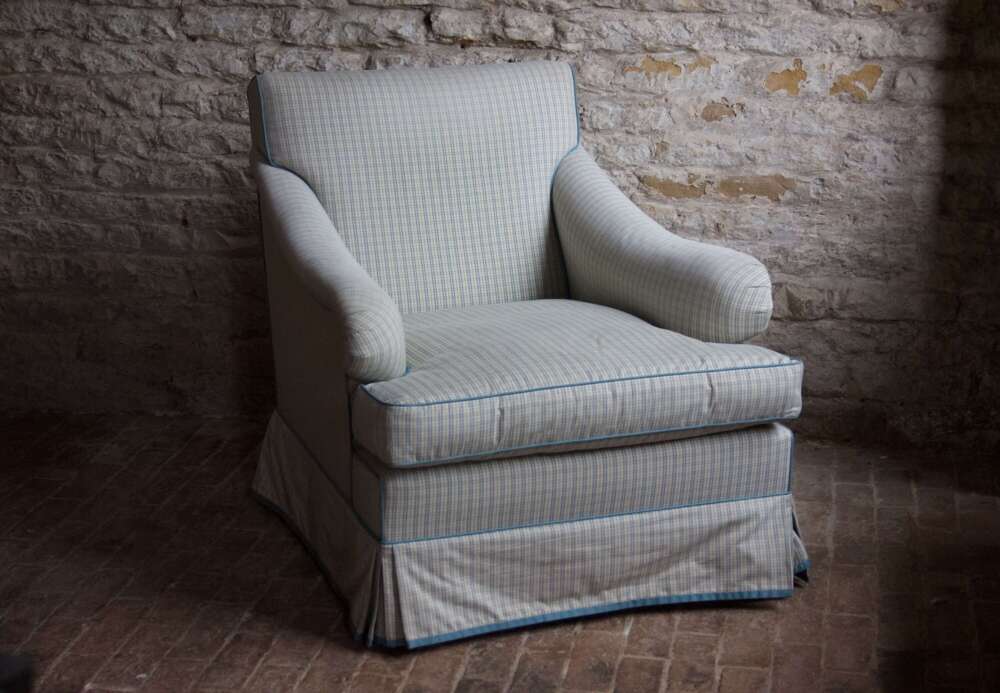 Colefax & Fowler Brook armchair