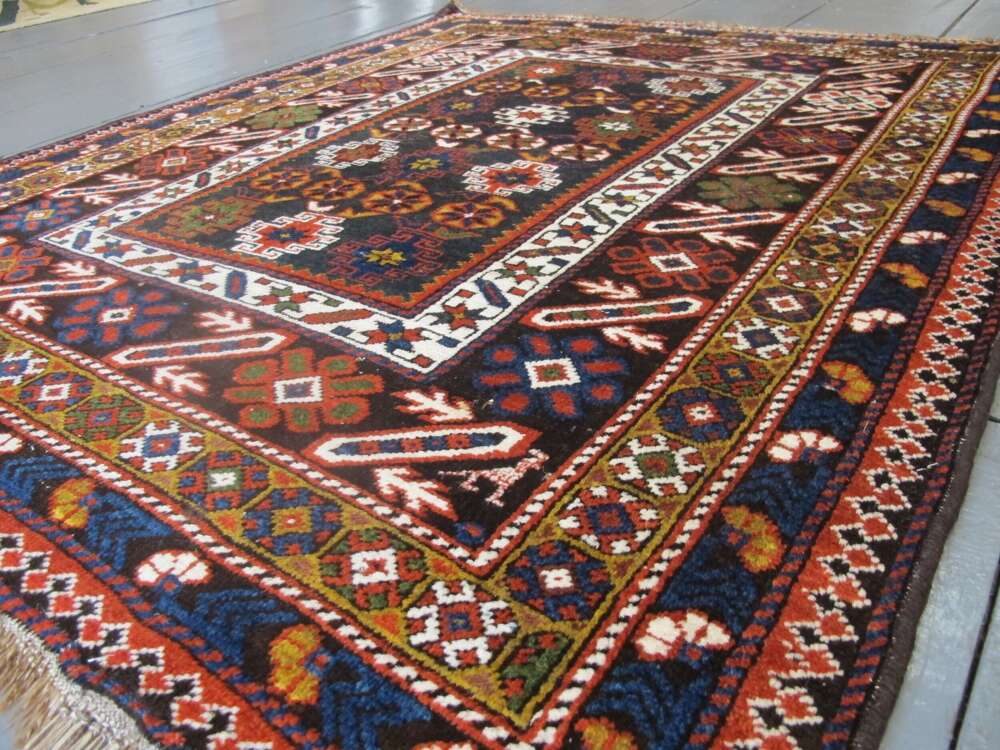 Chi-chi Rug, East Caucasus, Azerbaijan, 1.40m X 1.15m
