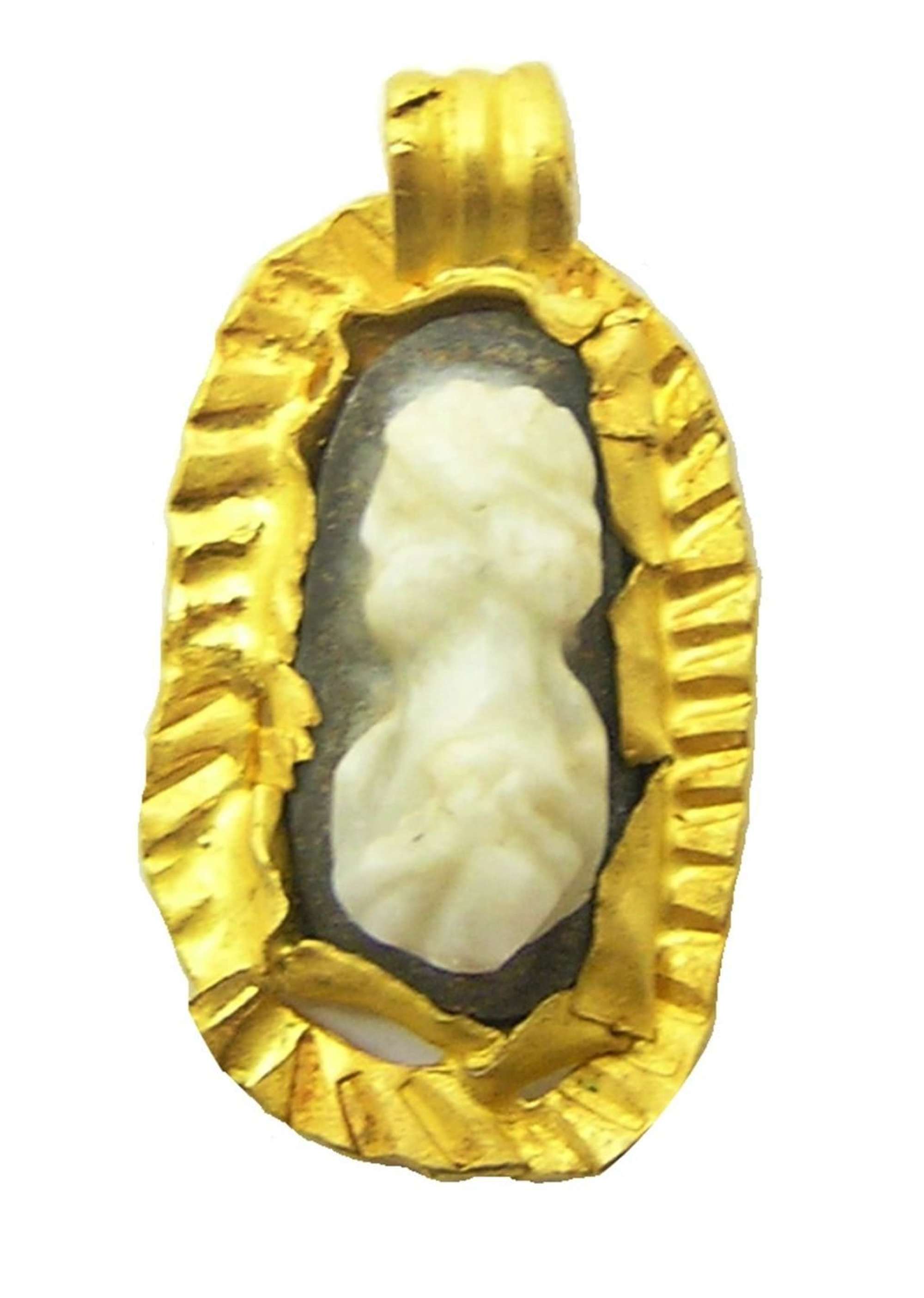 Roman gold hardstone cameo pendant of emperor Gallienus