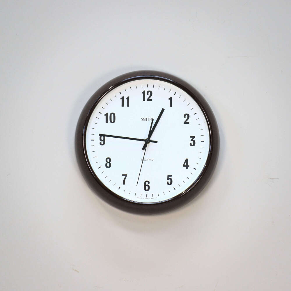Smiths Sectric Wall Clock Bakelite Round School Office or Station Clock 1950s60s