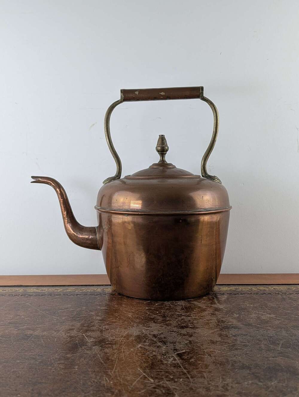 Moroccan copper kettle with Arabic Hazaz Freres stamps, late 19th century