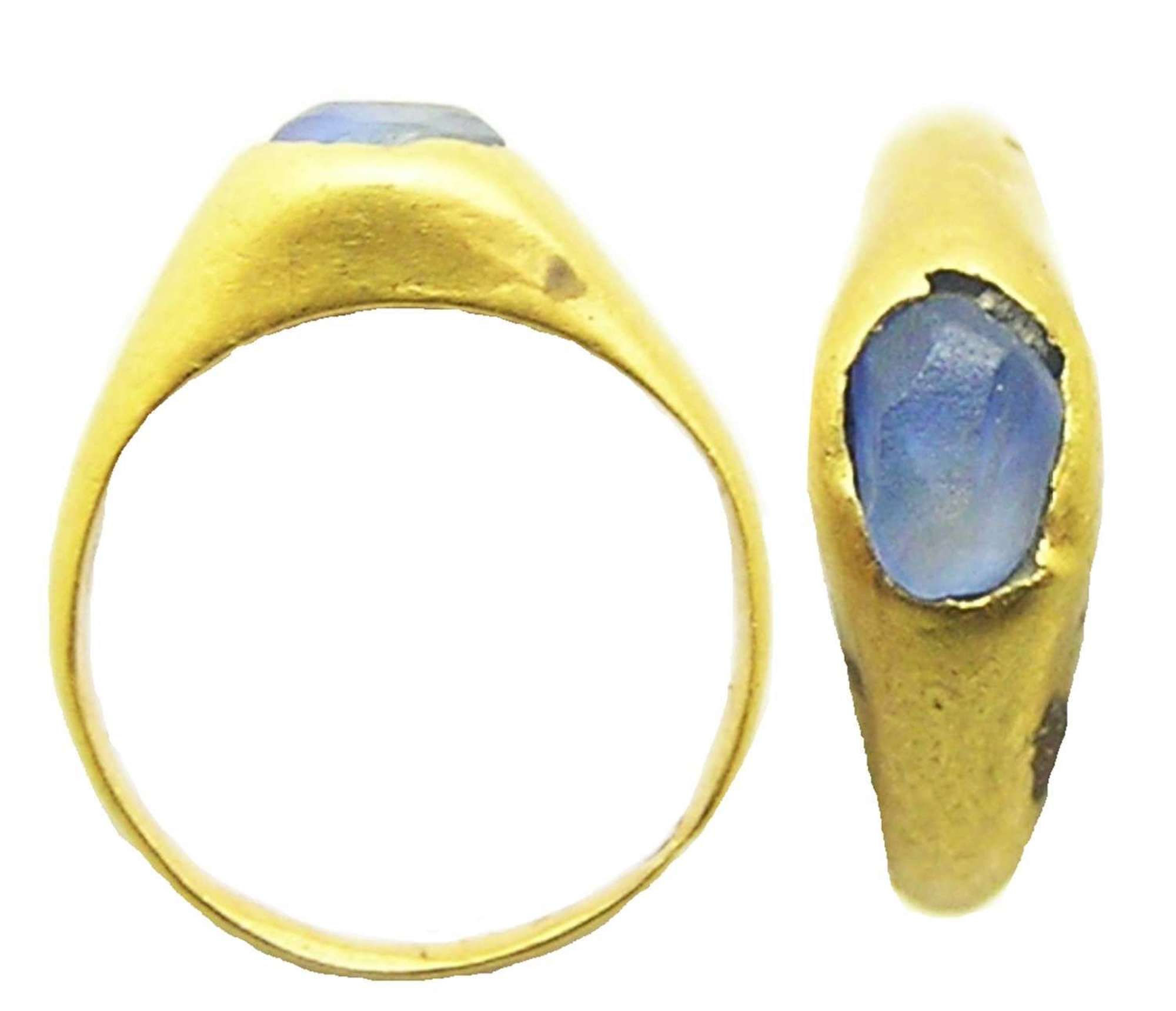 Medieval gold and sapphire stirrup ring