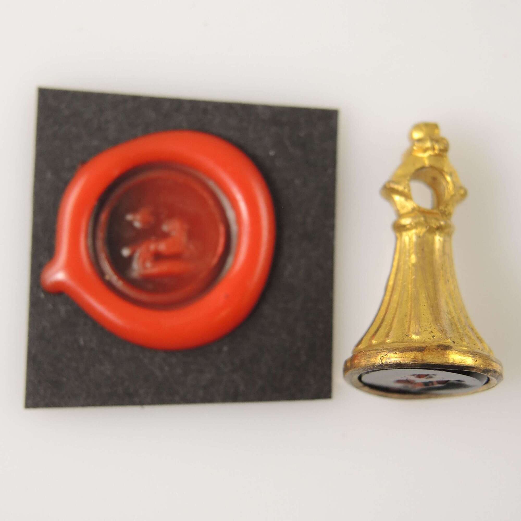 Georgian gilt metal CHARM sized seal with a DOG intaglio c1810