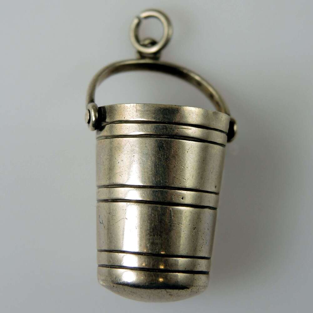 Victorian novelty BUCKET Shaped thimble c1890