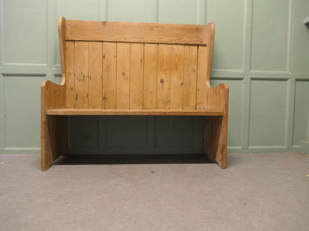 High Back Pine Settle, Fireside Country Pub Bench This is an old Pine Settle