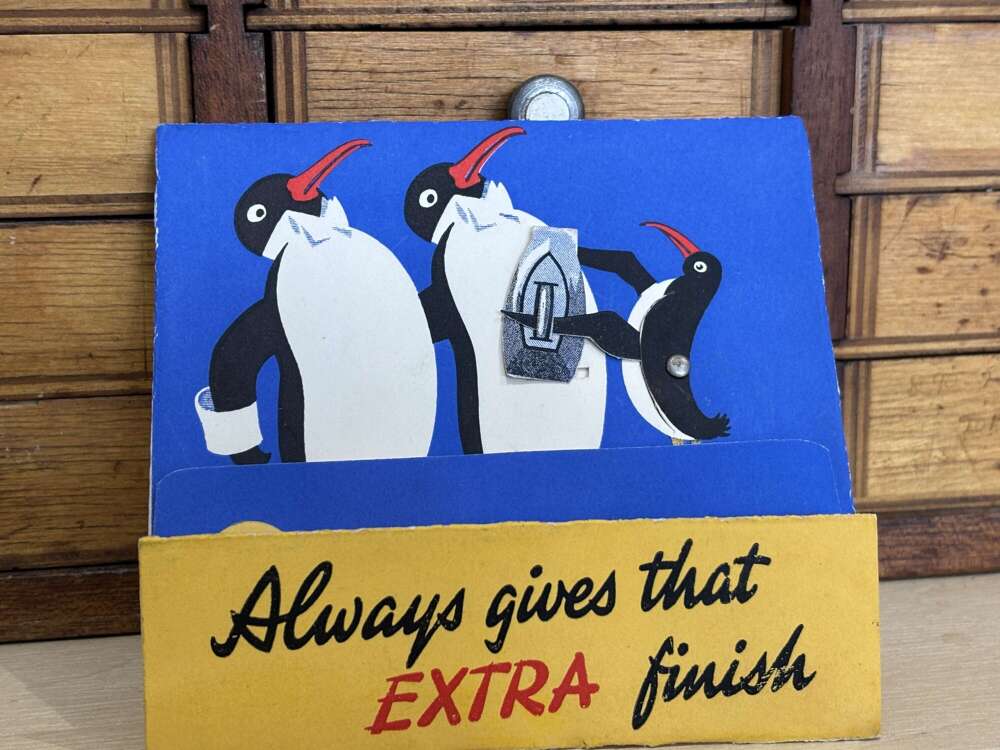 Superb Colman's Starch Ironing Penguins mechanical Advertising Trade Card Ephemera c1950s