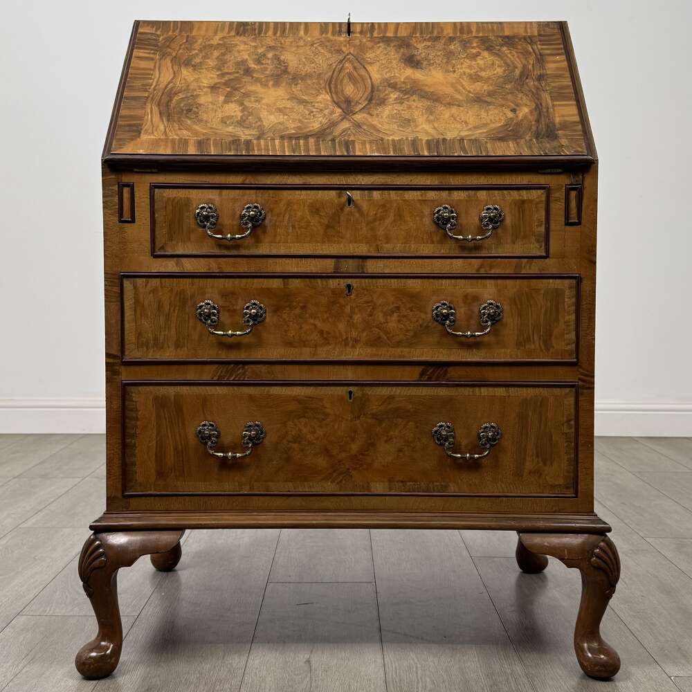  Antique 20th Century Edwardian Bureau In Burr Walnut 
