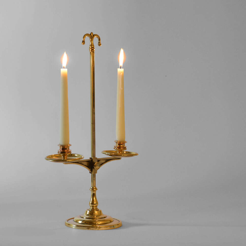 Cast brass student&rsquo;s lamp