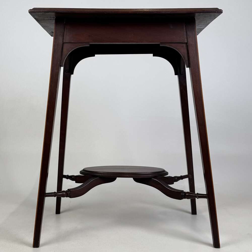 Antique 20th Century Edwardian Side Table In Mahogany