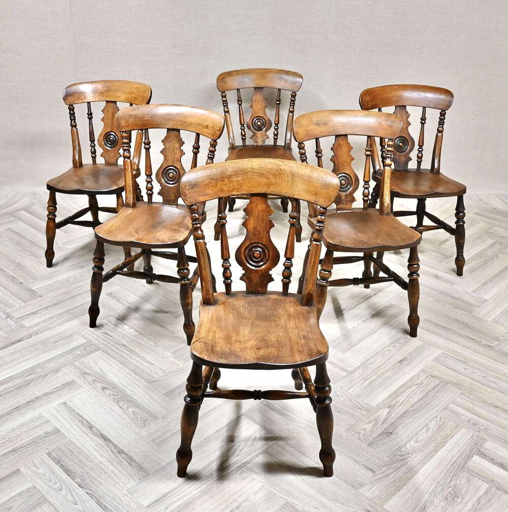 True Set Windsor Bullseye Kitchen Chairs