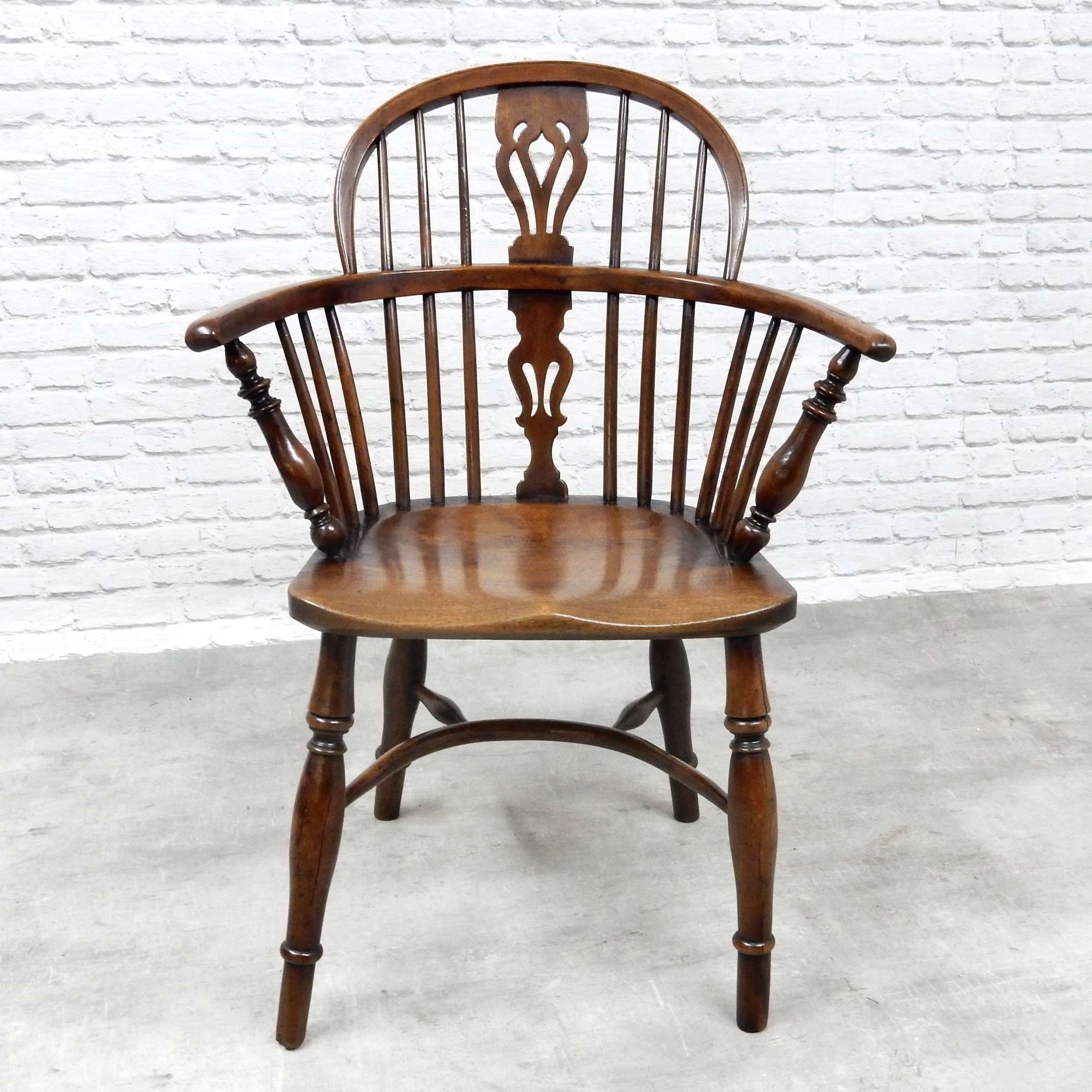 Yew Wood Windsor Armchair